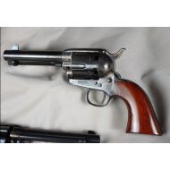 REWOLWER CZARNOPROCHOWY HEGE-UBERTI Cattleman Peacemaker Steel 1873 kal. .44 lufa 4 3/4 - cp1[1].jpg